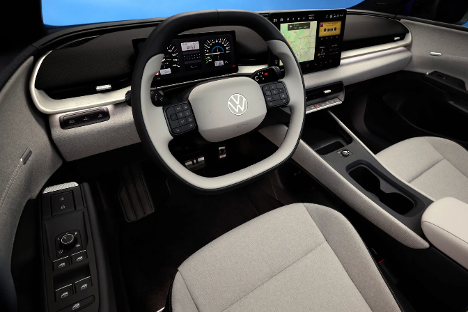 Volkswagen%20zeigt%20neue%20Cockpit-Generation%20%u2013%20beginnend%20mit%20dem%20neuen%20ID.%20Polo